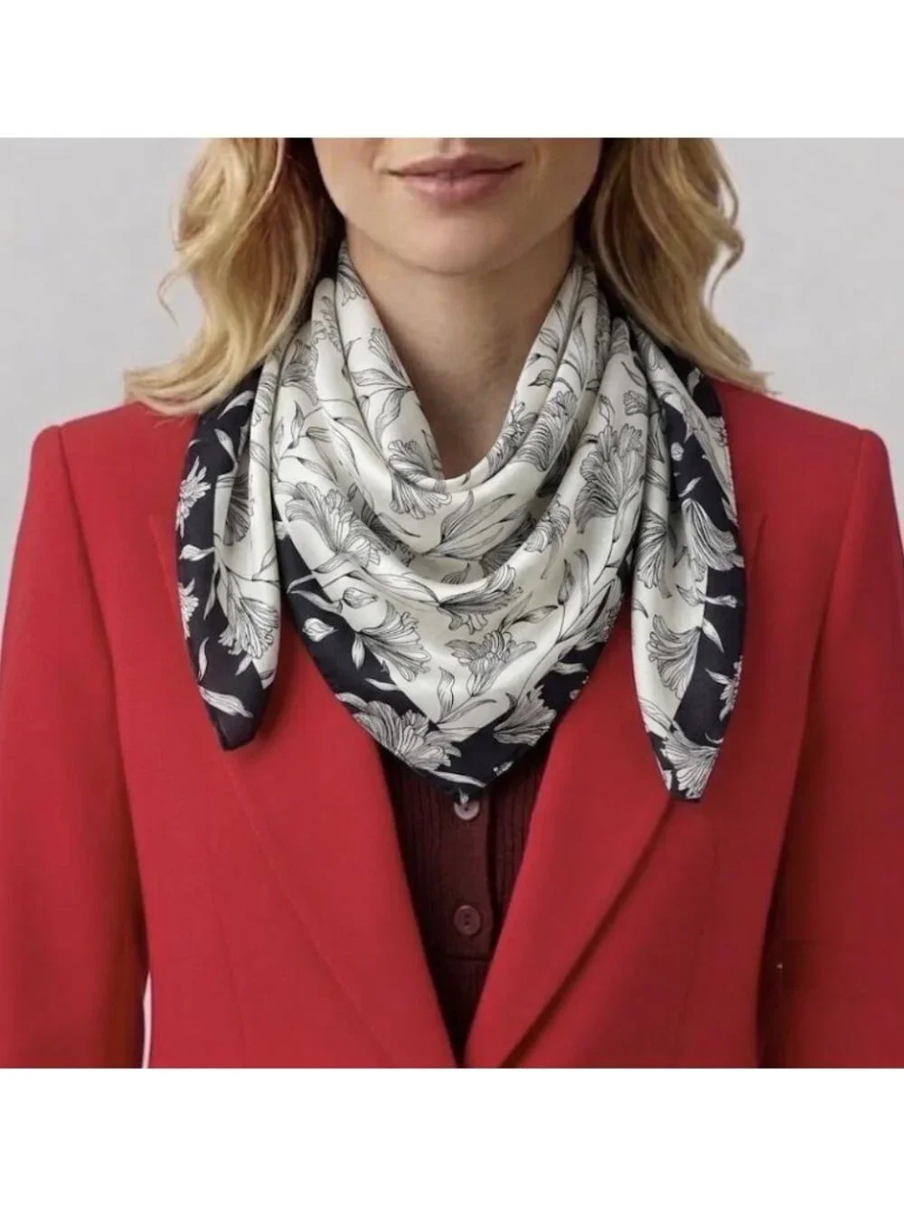 ❤️Silky Square Scarf Soft Bandana Black White Floral Monochrome Elegant Luxury